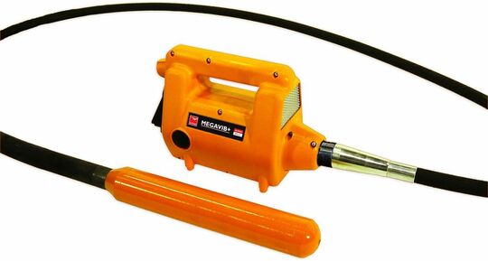 Wibrator pogrążalny Altrad Belle Megavib Plus do betonu (wałek 4 m, buława 26 mm)