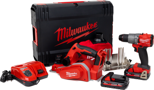 Zestaw elektronarzędzi Milwaukee (wiertarko-wkrętarka + strugarka + 2x akumulator 3 Ah + ładowarka)