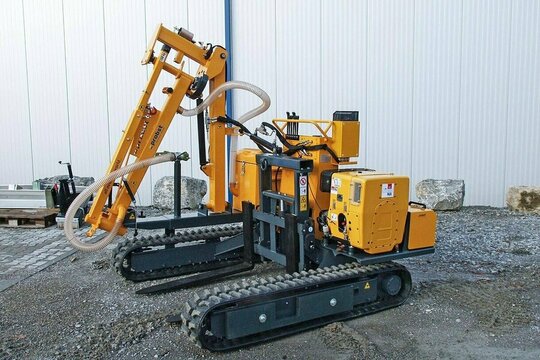 Gąsienicowa układarka do podciśnieniowego układania TRANSMOBIL TM-250-D-A-SILENT Probst 