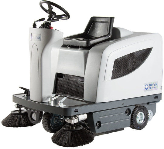 Ride-on sweeper Nilfisk SR 1101 B