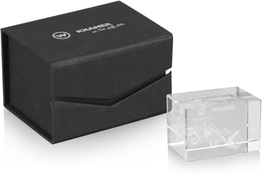 Glass cube Wacker Neuson with engraved charger Kramer 8085T