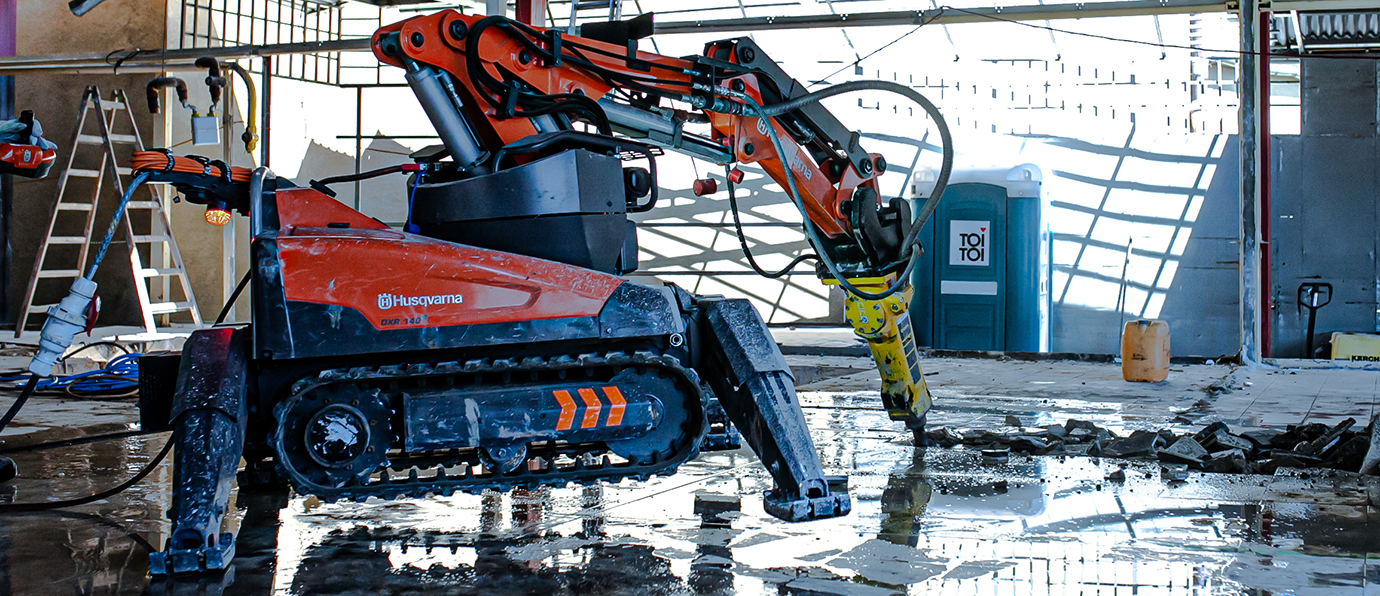 The most popular demolition robot - Husqvarna DXR 140