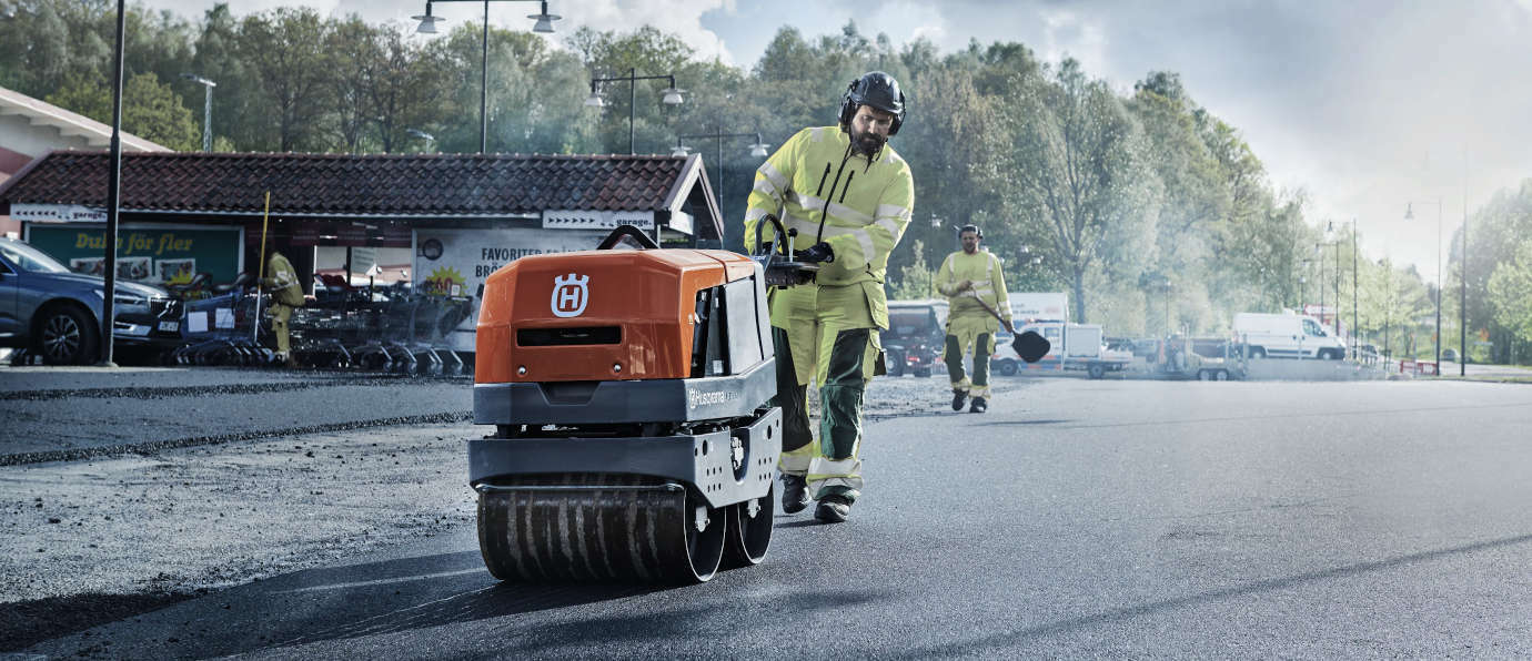 Laying asphalt pavements: technique, equipment needed