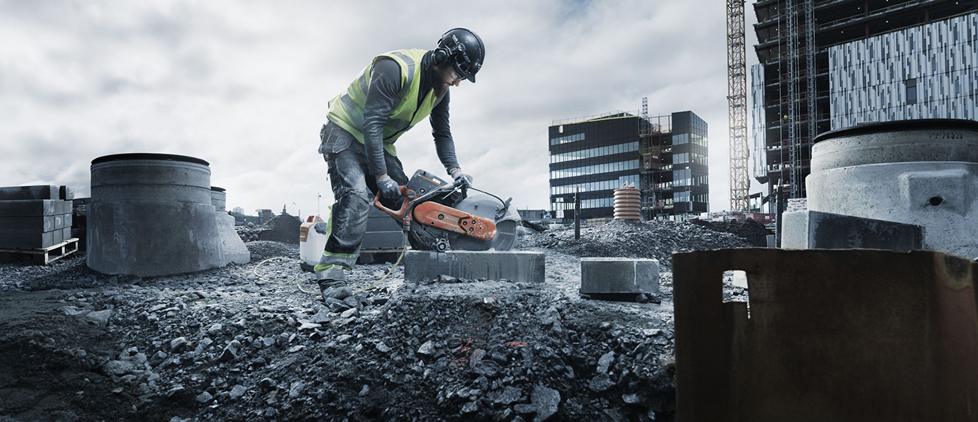 Safe work with power cutter - the most important rules