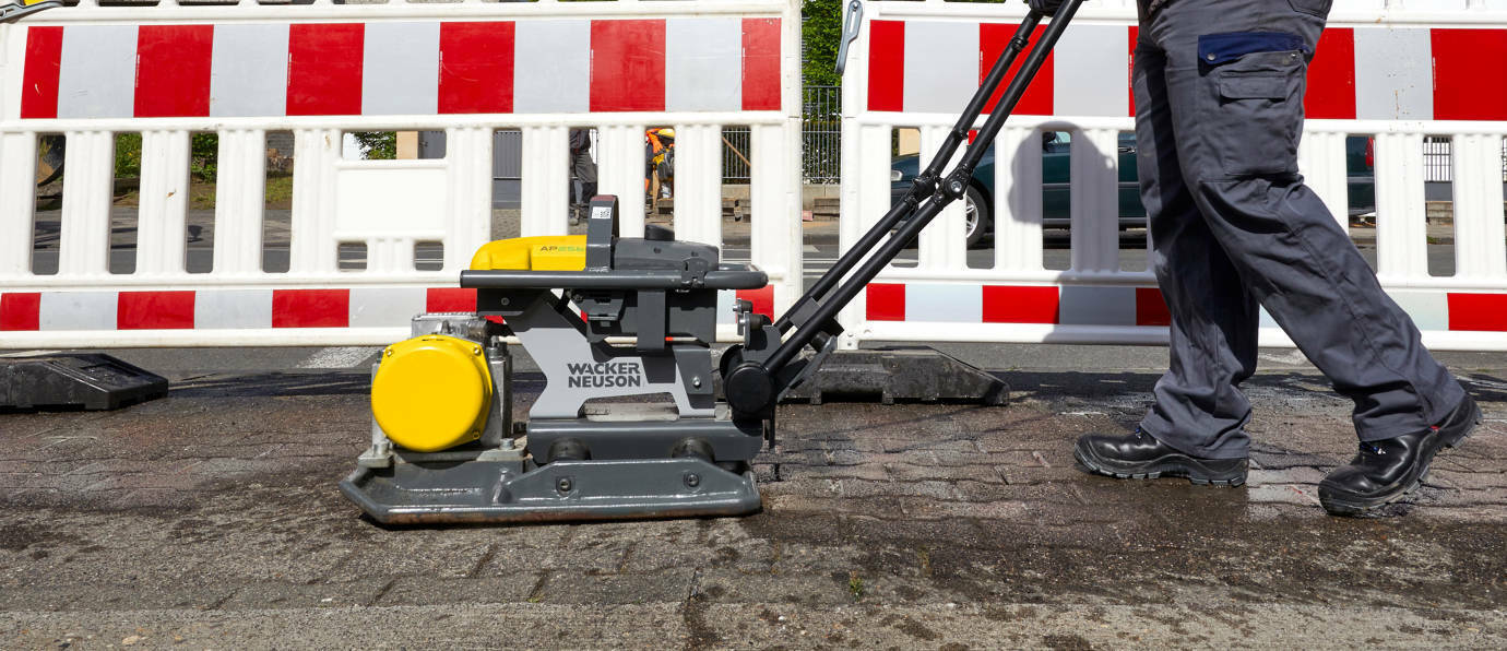 Zagęszczarka elektryczna – co warto o niej wiedzieć?