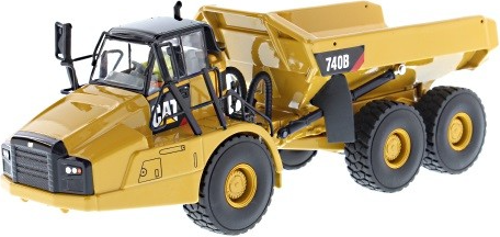 Caterpillar truck 1:50 scale