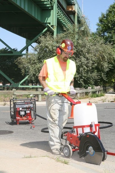 Cart for saw Chicago Pneumatic LS