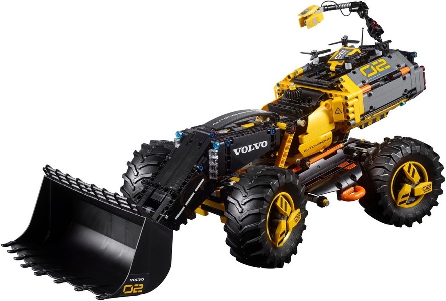 Concept wheel loader Volvo Zeux LEGO Technic