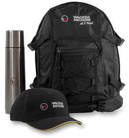 Tourist kit – cap, backpack and thermos