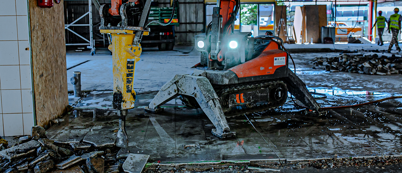 Robot wyburzeniowy Husqvarna DXR140 demolition robots