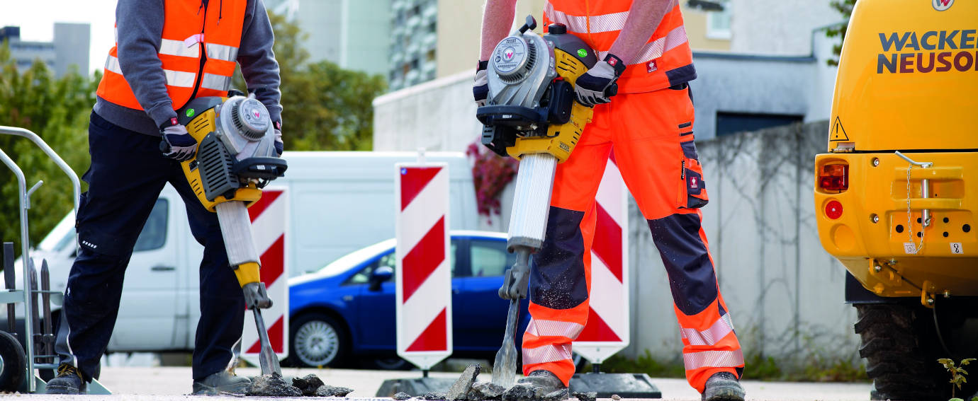 Młot wyburzeniowy Wacker Neuson BH 65