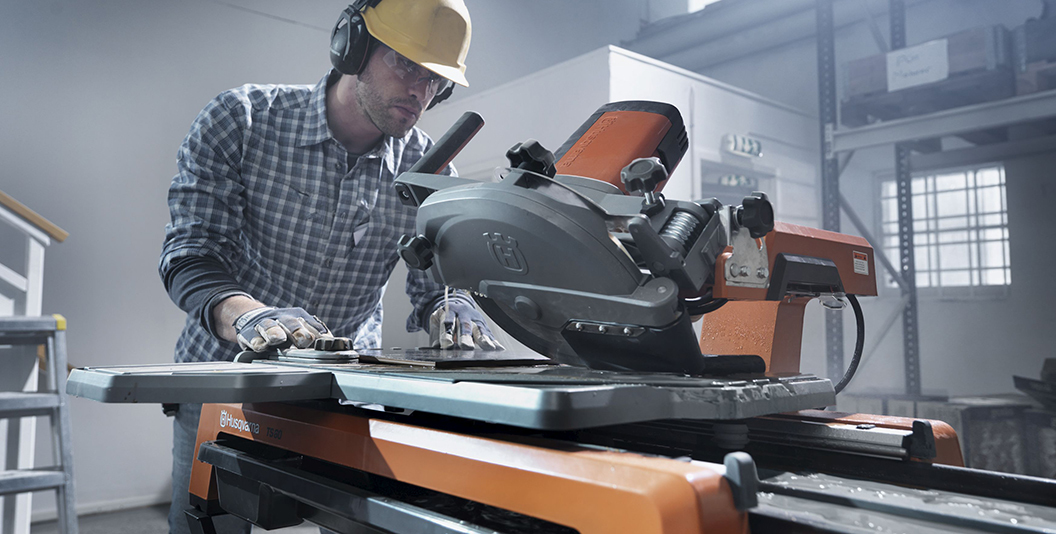 Stolikowa przecinarka elektryczna do płytek (glazury) Husqvarna TS 60 (254 mm), głębokość cięcia 78 mm