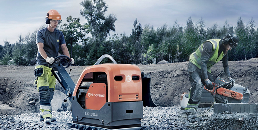 Reversible vibratory plate Husqvarna LG504 Hatz El 700 mm + power cutter K 770 (350 mm) (+diamond blade)
