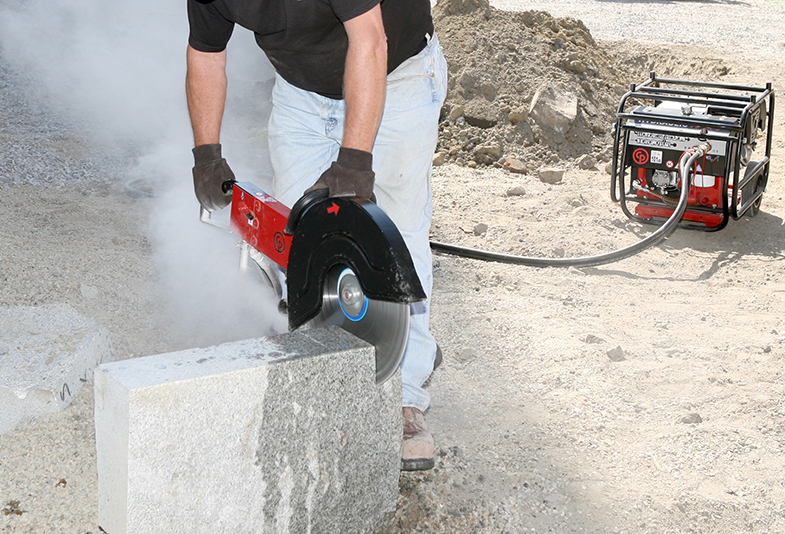 Hydrauliczna przecinarka Chicago Pneumatic SAW 14 (400 mm)