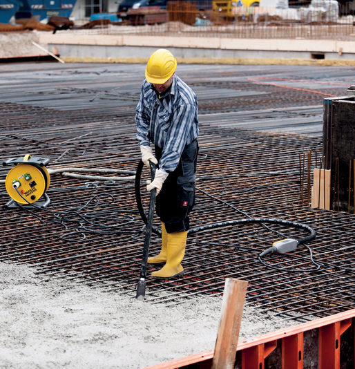 Wibrator pogrążalny Wacker Neuson IRFU 45/230/5 do betonu (wałek 5 m, buława 45 mm)