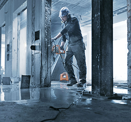 Chain saws for concrete