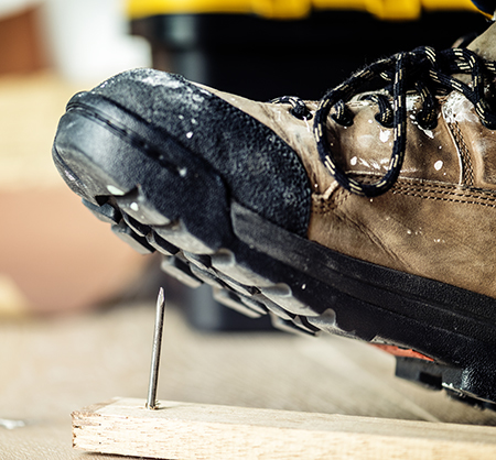 Choosing work footwear - what to do?