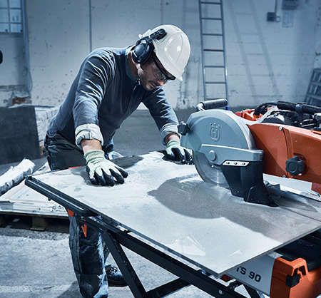 Laying gres tiles - do it professionally!