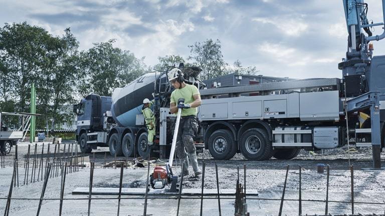 Rodzaje i klasy betonu – poznaj jego zastosowanie i właściwości