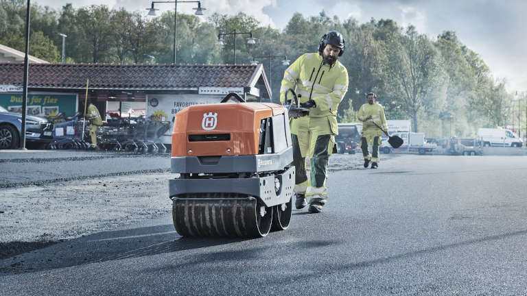 Laying asphalt pavements: technique, equipment needed