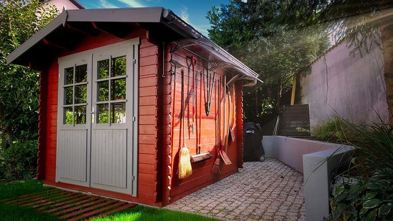 We complete a garden storage – what is worth keeping in it?