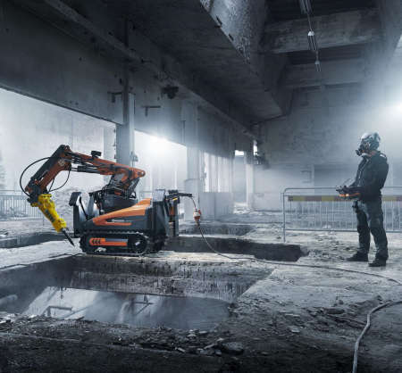Nowa oferta robotów wyburzeniowych Husqvarna z serii DXR
