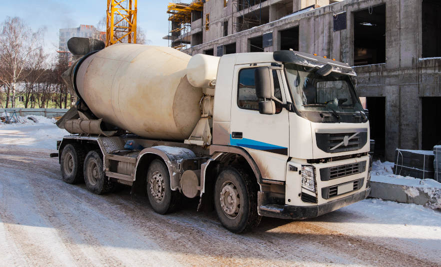 Beton z gruszki – cena, koszt transportu, pojemność gruchy