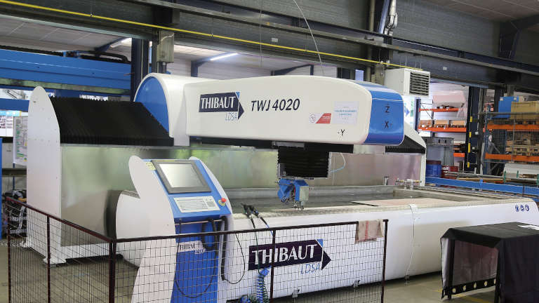Cięcie wodą (Waterjet) – zasada działania, zastosowanie