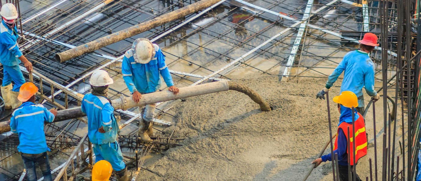 Jak działa wibrator do betonu i jak go używać?