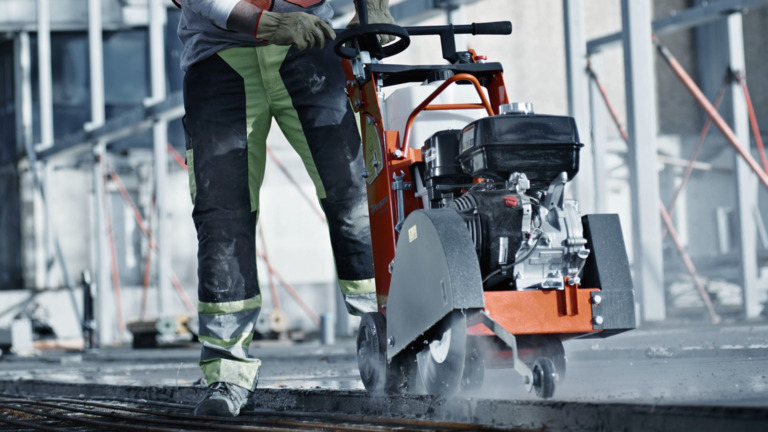 Promocje na przecinarki jezdne Husqvarna